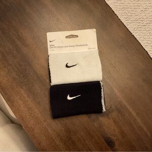Nike Black and White Dri-Fit Wristbands